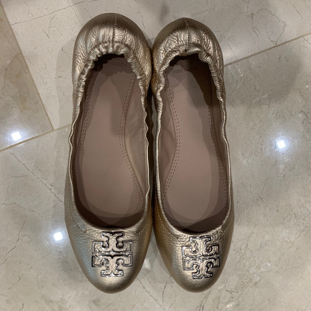 Gold Tory Burch Flats size 11